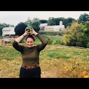 Meet your Posher, Camille